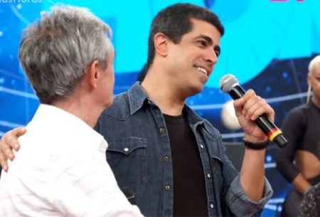 Marcius Melhem surge no Altas Horas e web reage furiosa