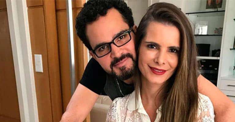 Luciano Camargo completa 17 anos de casamento e se declara para a esposa