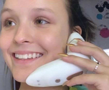 Larissa Manoela queima testa e acaba reagindo de forma inesperada