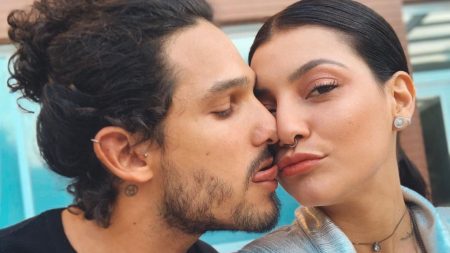 Gabi Prado divulga mensagens privadas de suposto ex e João Zoli rebate