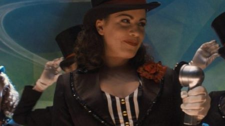 Atriz é acusada de matar a própria mãe com facadas nos EUA
