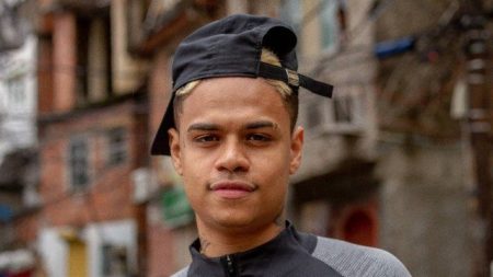 MC Cabelinho revela receber conselhos por personagem em Amor de Mãe