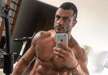 Kleber Bambam surge em momento inusitado e dá o que falar na web