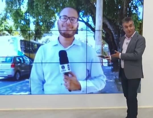 Repórter da Globo quebra o protocolo e faz piada com Bonner e Fátima