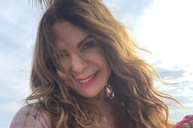 Elba Ramalho dá opinião sincera sobre Juliette Freire como cantora