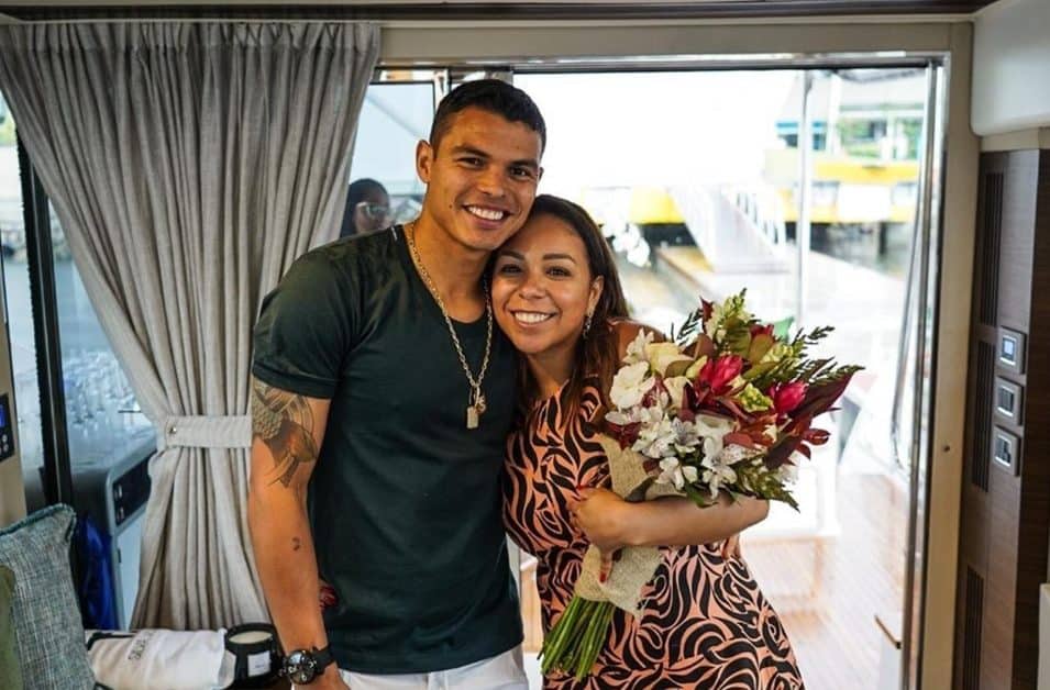 Esposa de Thiago Silva revela que não entende razão de pessoas não gostarem dela