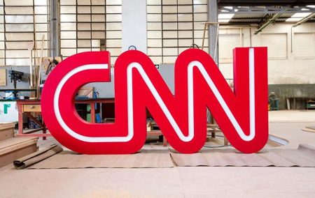 CNN Brasil mata a curiosidade e divulga fotos de switcher e detalhe da fachada