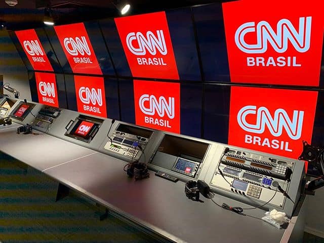 CNN Brasil posta foto de âncoras e web questiona falta de representatividade