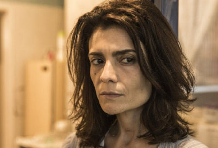 Vilã em Amor de Mãe, Arieta Corrêa revela ouvir ameaças do público nas ruas