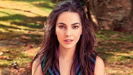 Tainá Müller relembra foto nua na banheira e faz revelação