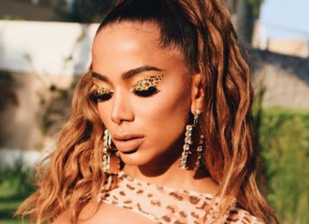 Anitta confessa pela primeira vez o uso de drogas e revela seus motivos