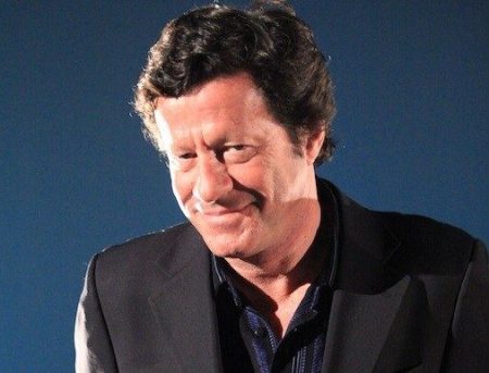 Artista internacional, Joaquim de Almeida será vilão em nova temporada de Aruanas