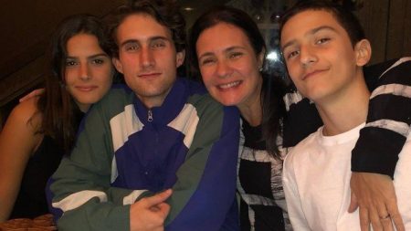 Filho de Adriana Esteves e Vladimir Brichta revela vontade curiosa