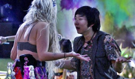 Pyong ameaça lamber Bianca e toma atitude polêmica no BBB 2020