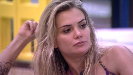 BBB 2020: Marcela revela que já deu fora em cantor famoso e web reage