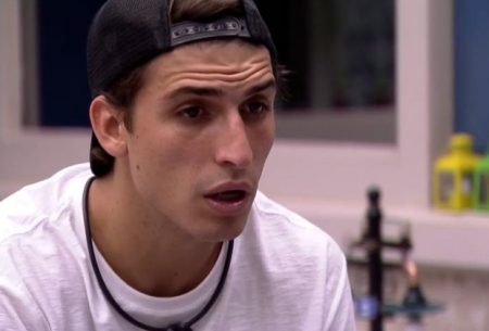BBB 2020: Felipe Prior surpreende e ganha apoio de internautas