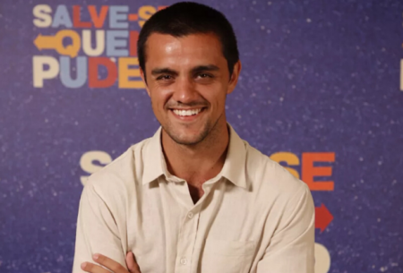 Felipe Simas revela dificuldade dos filhos para entender isolamento