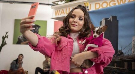 Com Larissa Manoela, Modo Avião é o filme de língua não-inglesa mais visto da Netflix