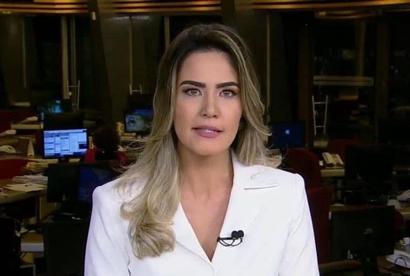 Após dez anos, Larissa Alvarenga pede demissão da Record e assina com a CNN Brasil