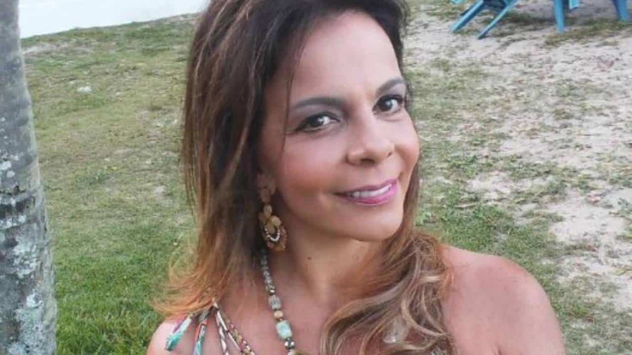 Sula Miranda assina com a Record para integrar elenco de Gênesis