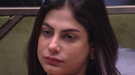 BBB 2020: Mari passa mal, vomita na casa e recebe atendimento