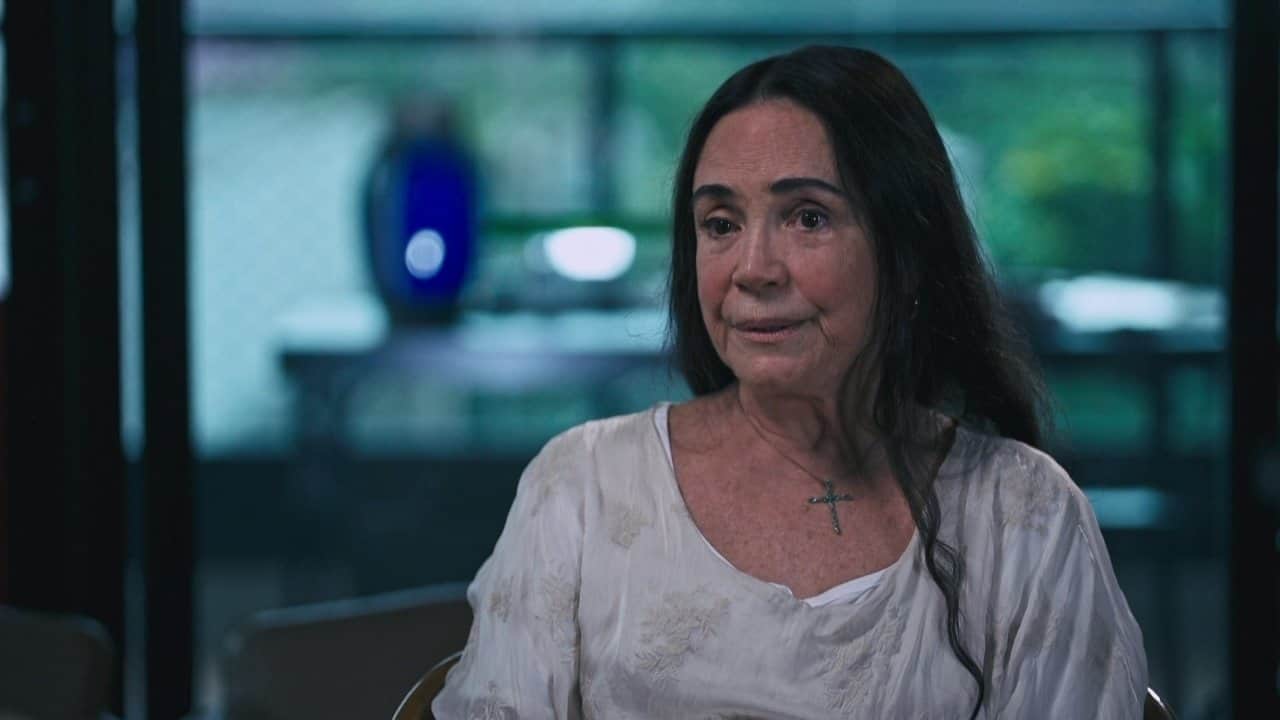 Regina Duarte é processada após polêmica fala sobre ditadura na CNN Brasil