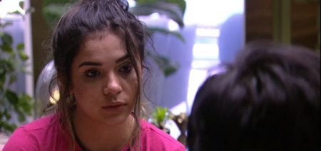 BBB 2020: Após “dedada” em Pyong, Gizelly é chamada ao confessionário e recebe punição