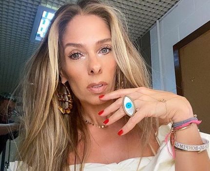 Globo causou adiamento do contrato de Adriane Galisteu com Record