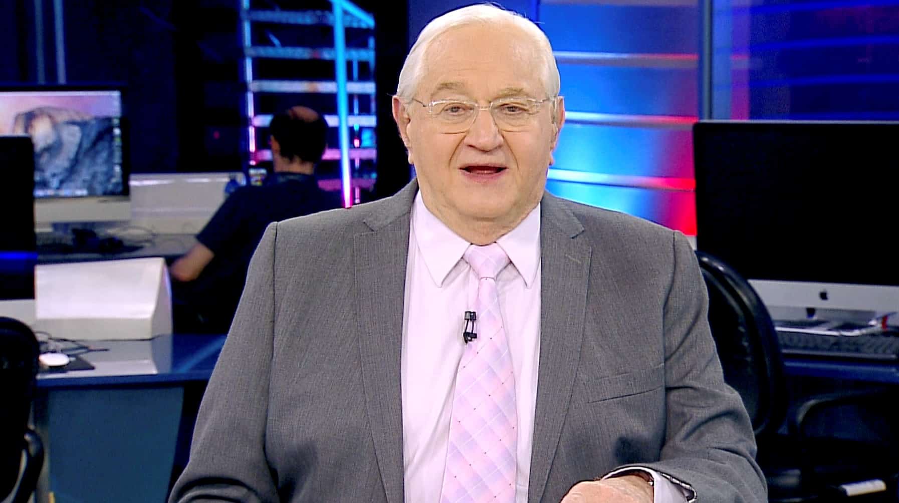 Boris Casoy é afastado do RedeTV! News devido ao coronavírus