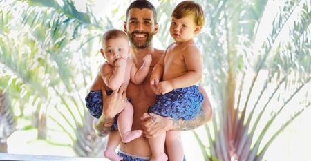Gusttavo Lima mostra os filhos brincando e derrete seguidores
