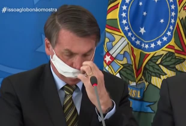 Globo tira sarro de Bolsonaro por causa de máscara e com panelaço