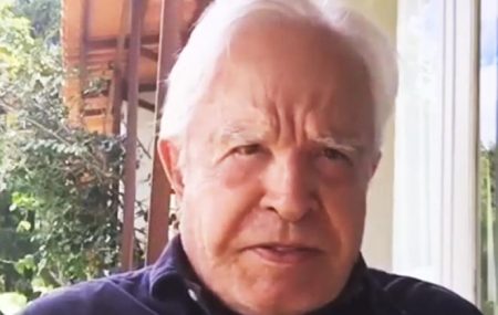 Cid Moreira fala sobre relacionamento com esposa e revela expectativa para vacina