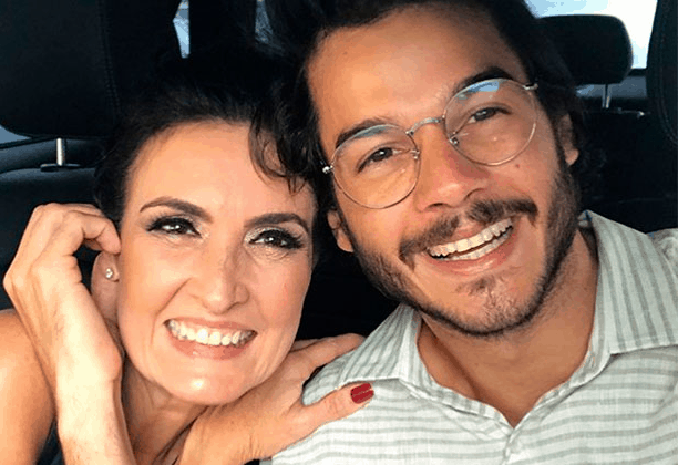 Fátima Bernardes e Túlio Gadêlha completam três anos juntos e celebram na web