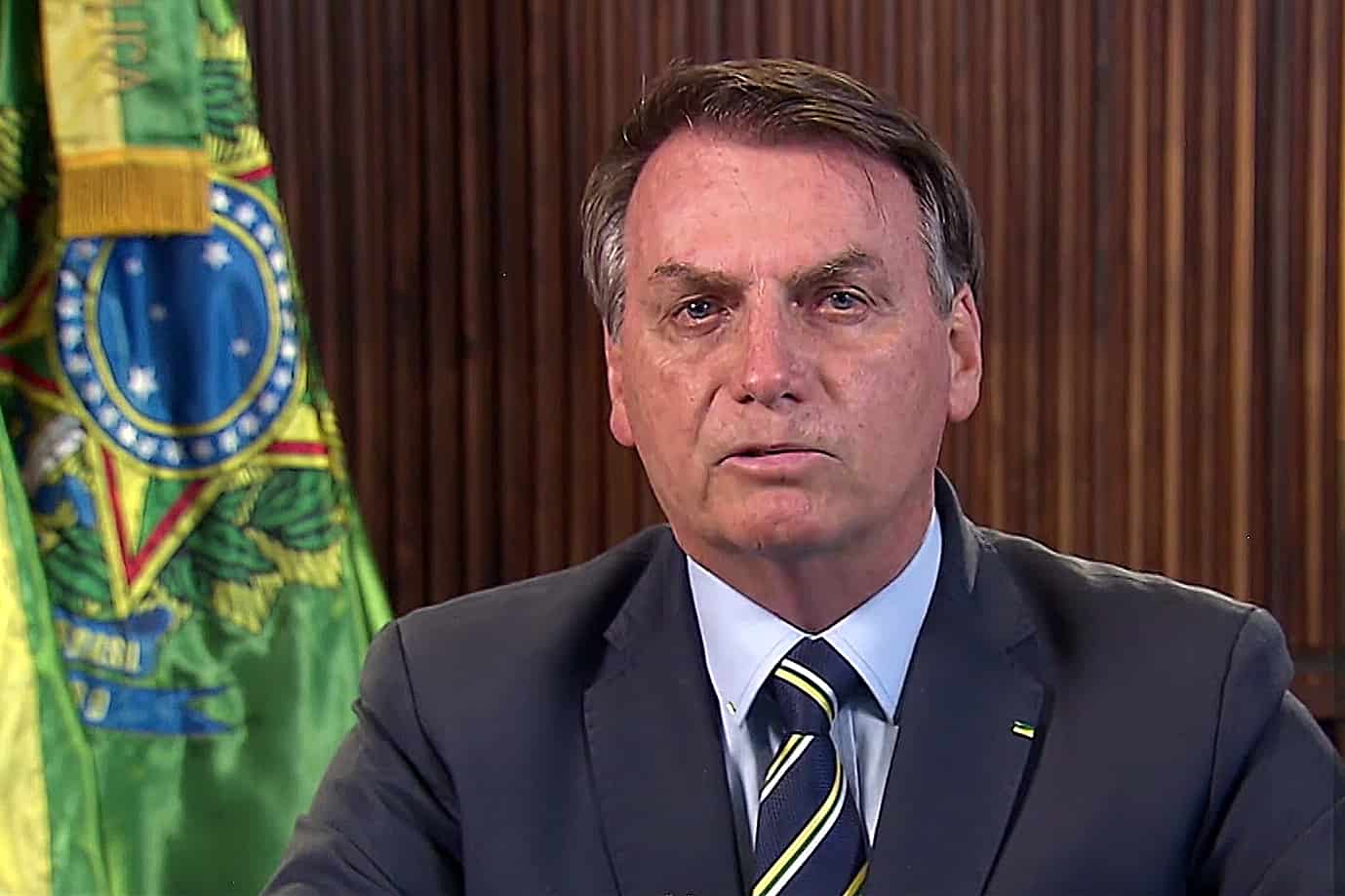 Bolsonaro pede desculpa após grosseria com jornalistas