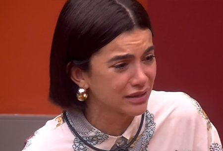 BBB 2020: Manu chora copiosamente e ameaça deixar o programa