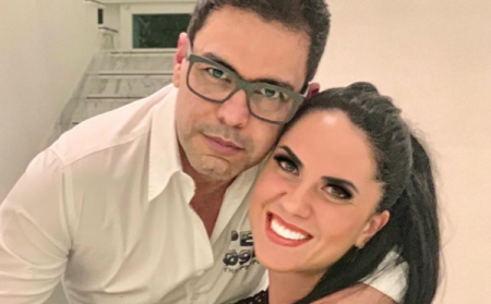 Zezé Di Camargo tira foto da noiva na cama e divulga no Instagram