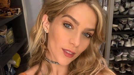 Isabella Santoni faz revelações sobre beijo em Rafa Vitti e cenas quentes