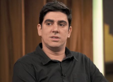 Marcelo Adnet vai processar quem o atacou após revelação de abuso sexual