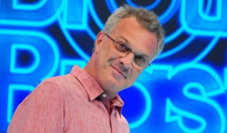 Pedro Bial revela que BBB 2020 o fez voltar a assistir reality