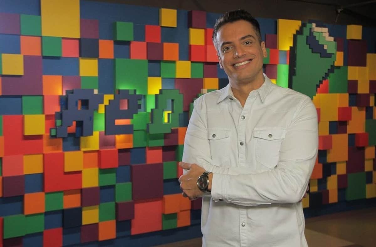 Leo Dias abre o jogo sobre saída da RedeTV! e novidade na carreira