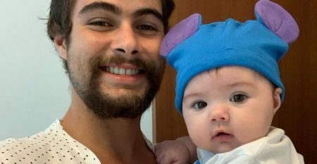Rafa Vitti encanta web com vídeo da filha Clara Maria