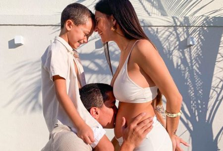 Irmão de Anitta anuncia nova gravidez da esposa e cantora reage