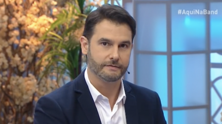Ex-médico gato da Globo é vacinado ao vivo na CNN Brasil