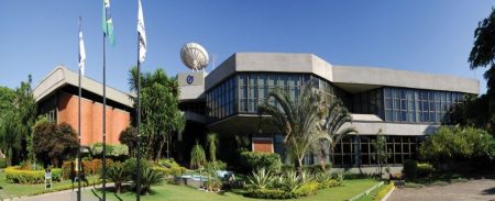Globo ES anuncia corte de 25% nos salários de jornalistas