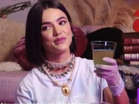 Manu Gavassi corta Gizelly ao falar sobre o ex-namorado detonado no BBB 2020