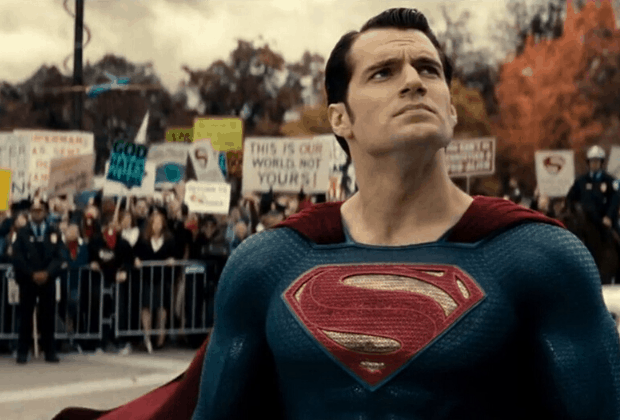 1ª imagem de Henry Cavill como Superman em 'Batman vs. Superman' é  divulgada - Guiame