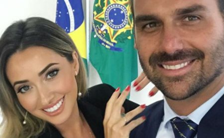 Grávida, nora de Bolsonaro fura quarentena para fazer spa em casa