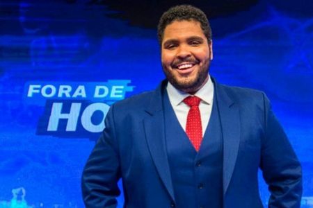 Paulo Vieira lembra diagnóstico de meningite e conta como tem passado a quarentena