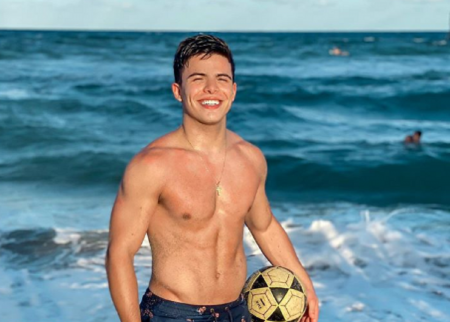 Thomaz Costa revela saudades da academia e tira sarro de seu personal trainer