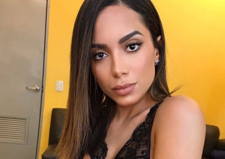 NASA descobre possível universo paralelo e Anitta vira assunto